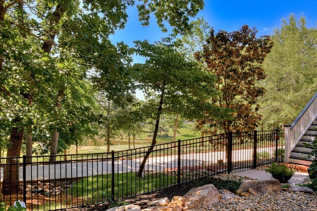 Building Photo - 501 John Fox's Run