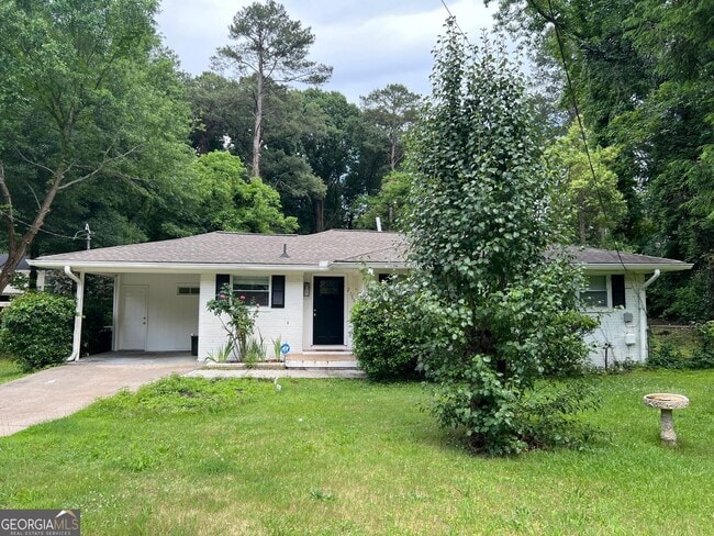 Building Photo - 2756 Plantation Dr