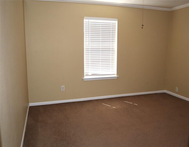 Building Photo - 11735 Rolling Stream Dr