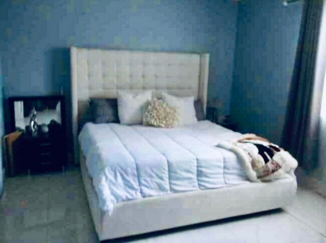 Building Photo - 16628 SW 47th Ter