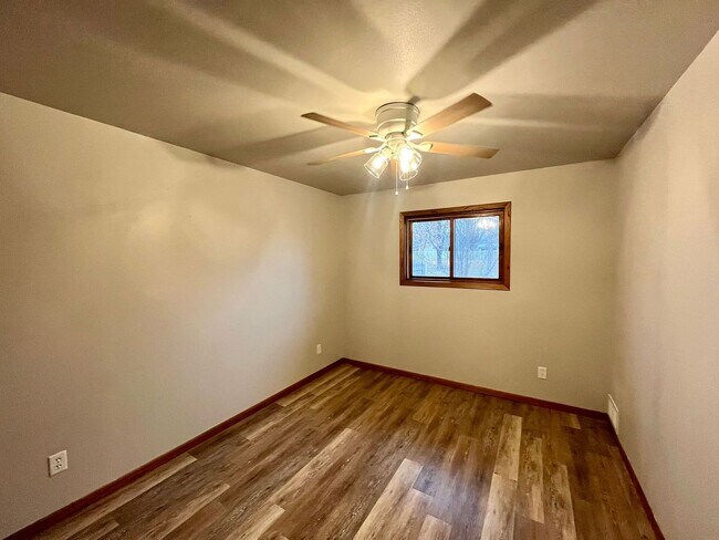 Building Photo - 1724-1726 Lenard St