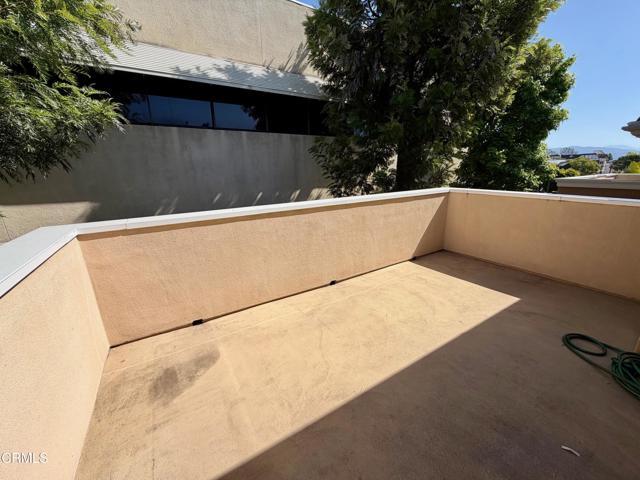 Building Photo - 120 S Mentor Ave