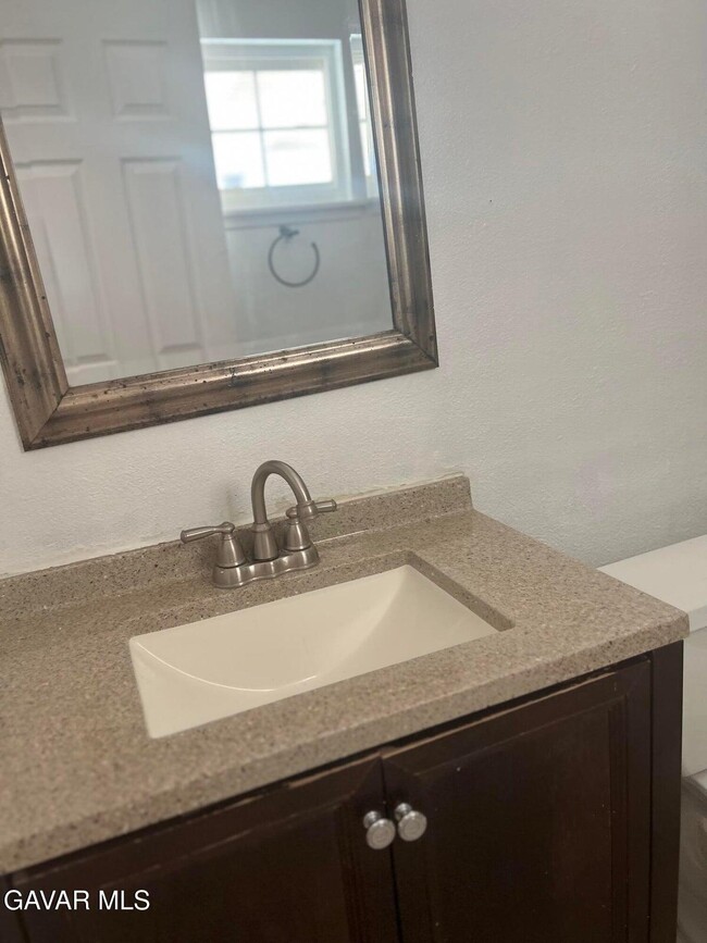 Building Photo - 42901 Alep St