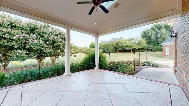 Building Photo - Estate Home in Fantastic North Raleigh Loc...