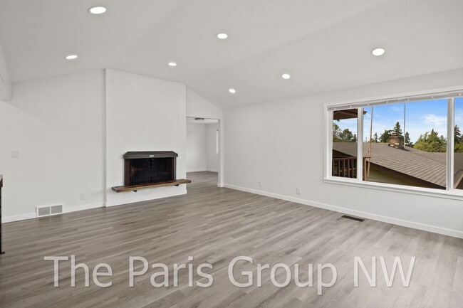 Building Photo - Lovely 2025 Remodeled Shoreline 4BR in Ric...