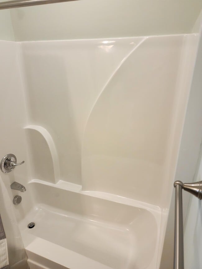 Building Photo - 4016 Pensacola Way