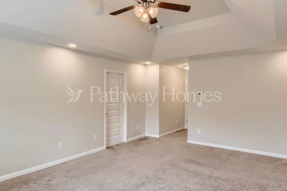 Building Photo - 1610 Potomac Ct