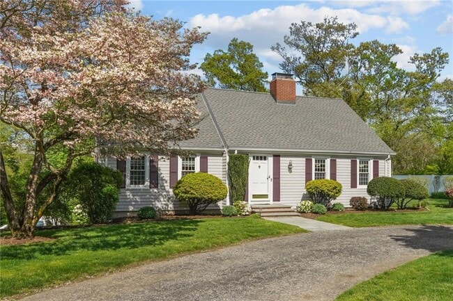 Primary Photo - 155 Cedar Ave