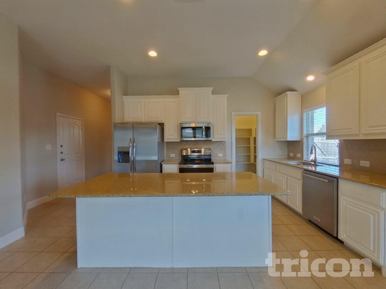 Building Photo - 1301 Hearthstone Dr