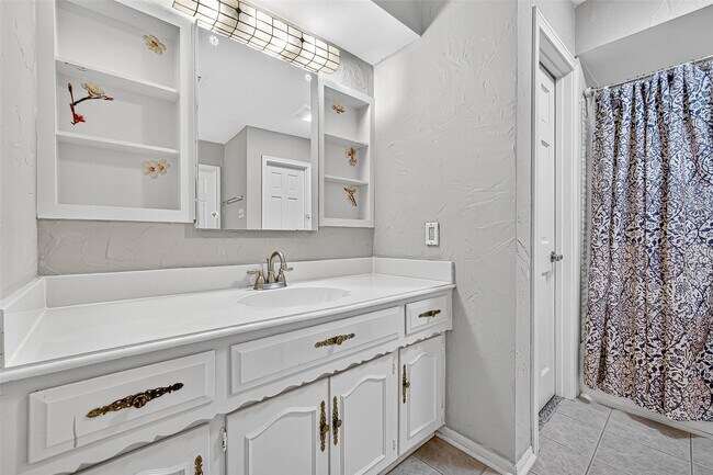 Building Photo - 15068 Kimberley Ct