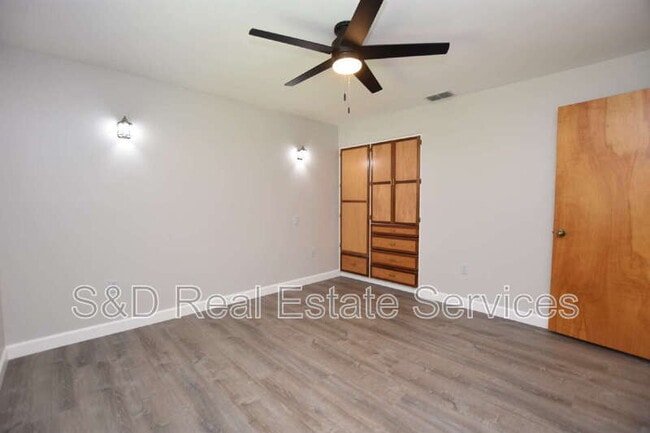 Building Photo - 3602 Bruton Rd