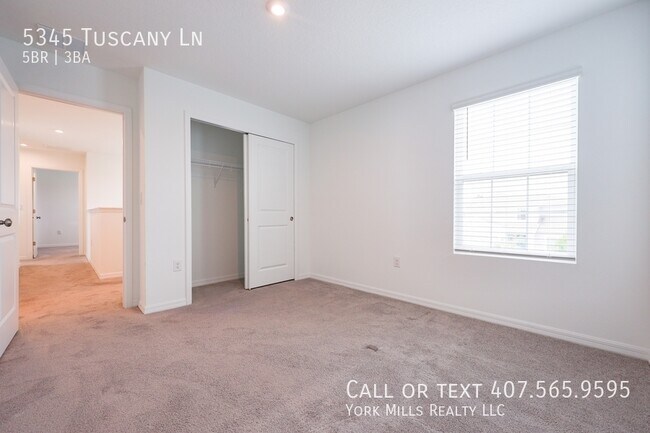 Building Photo - 5345 Tuscany Ln