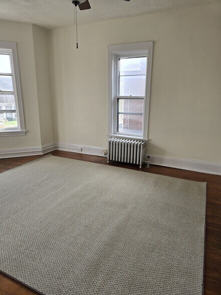 Building Photo - 815-2 Hummel Ave