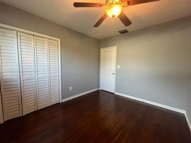 Building Photo - 1330 NE 203rd St