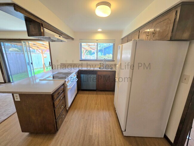 Building Photo - 2575 NW 119th Pl