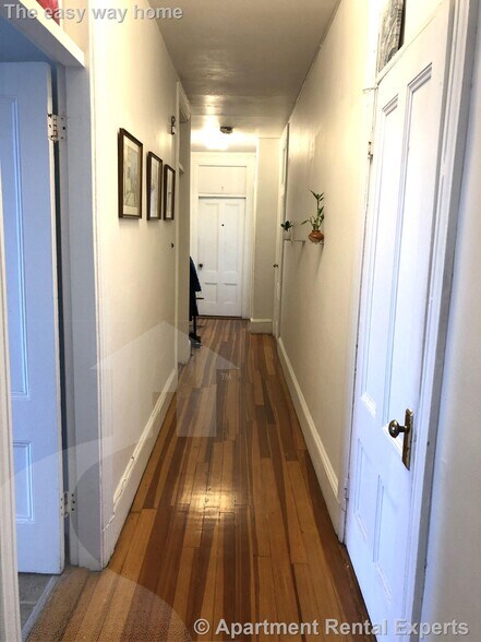 Building Photo - 268 Broadway