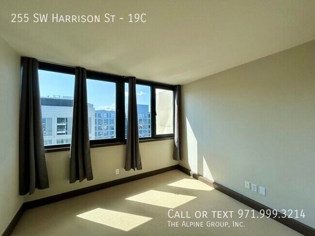 Building Photo - 255 SW Harrison St