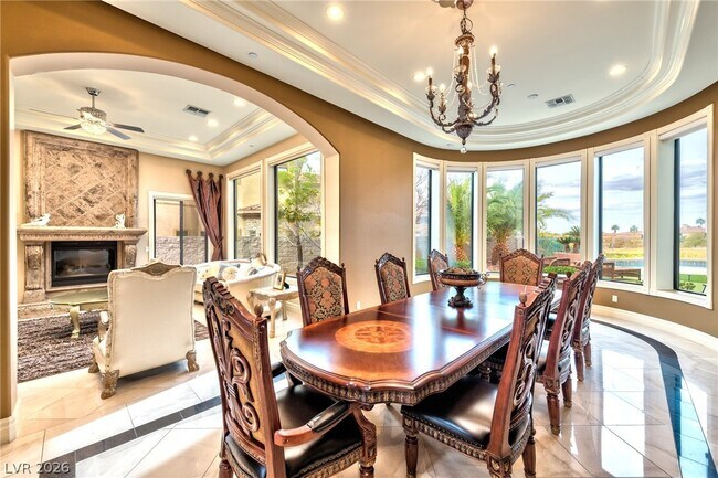 Building Photo - 1581 Villa Rica Dr