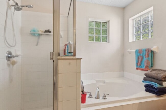 Building Photo - Spacious 3-Bedroom Home with Bonus Room Ne...