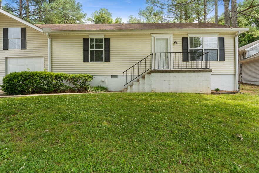 Primary Photo - 2822 Airwood Dr