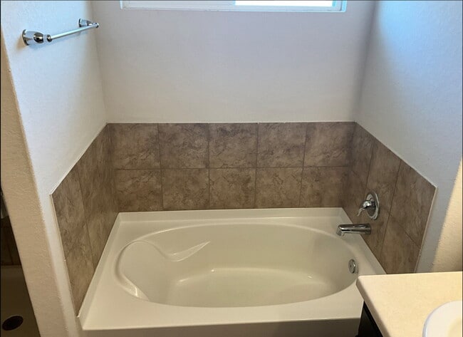 Building Photo - "Charming 4-Bedroom Home with Granite Elegance in San Antonio!"