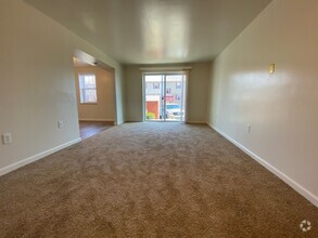 Building Photo - Fantastic North Hills 1 BR! Equipped Kitch...
