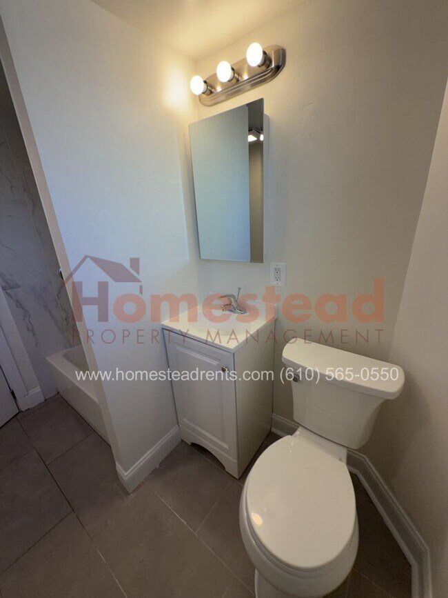 Building Photo - 20 Marshall Ave