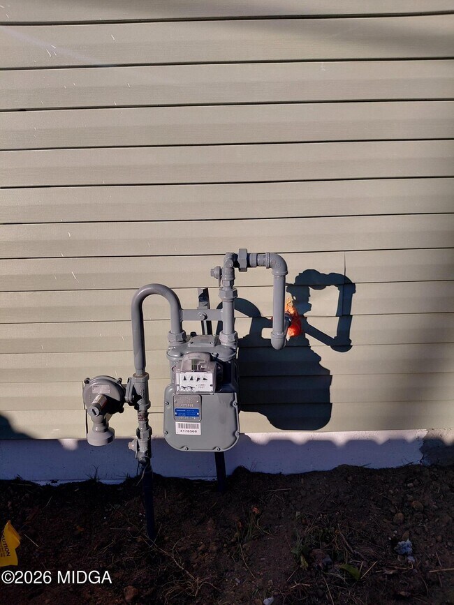 Building Photo - 344 Blossom Ave