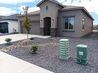 Building Photo - Beautiful 3 bedroom, 2 bathroom home in Rio Rancho, NM! Showings available!