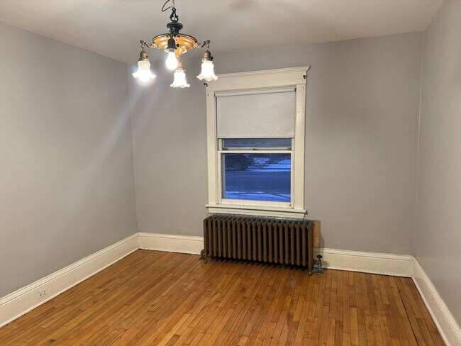 Building Photo - 2630 Grand St NE