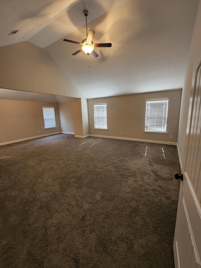 Building Photo - 3075 Margot Ln