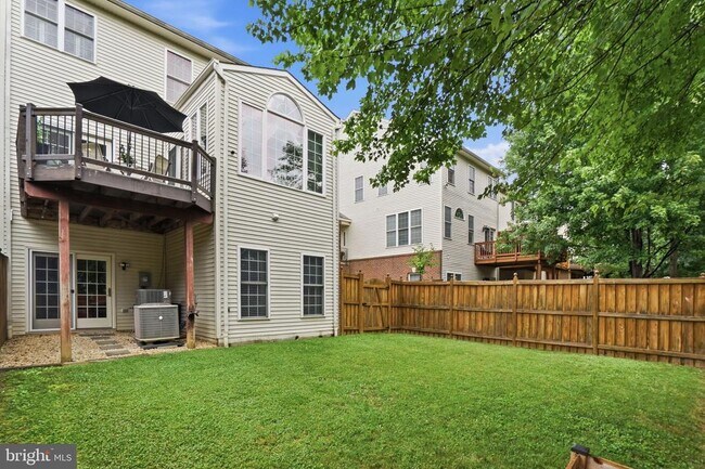 Building Photo - 118 Ivy Hills Terrace