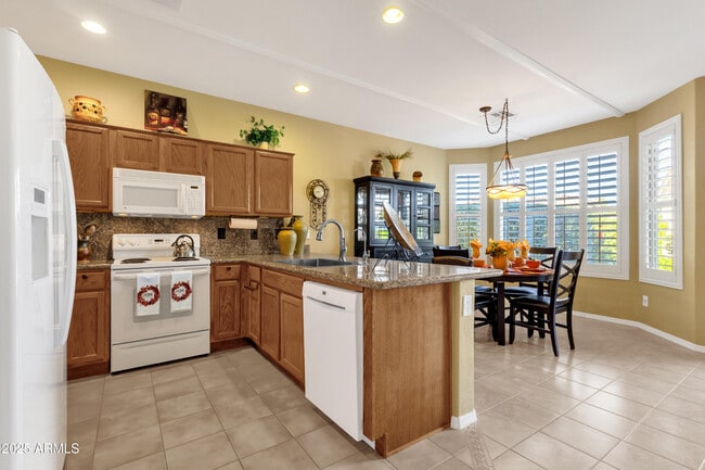 Building Photo - 4718 E Jude Ct