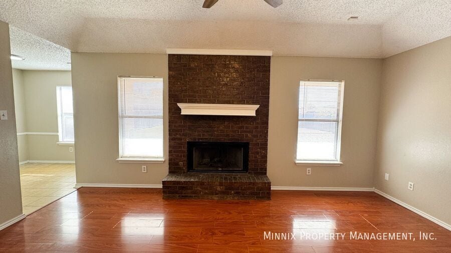 Building Photo - 2509 79th St