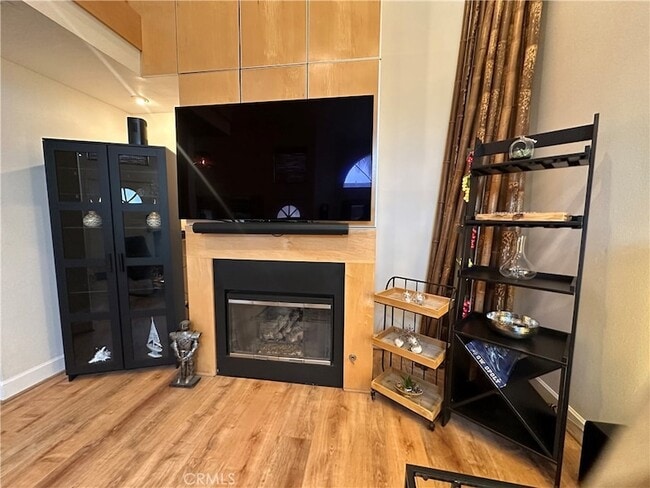 Building Photo - 2217 Vanderbilt Ln