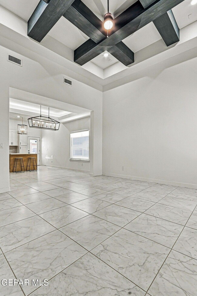 Building Photo - 7420 Norte Vly Ln