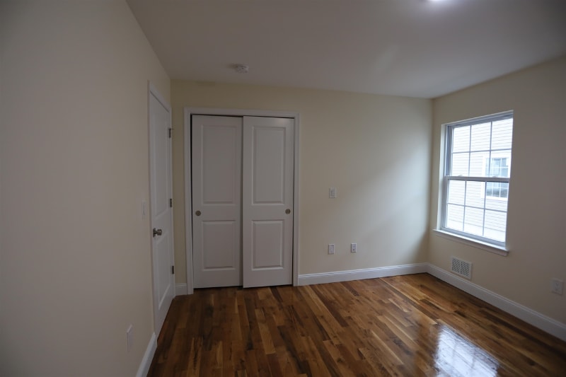 Building Photo - 226 Tappan St