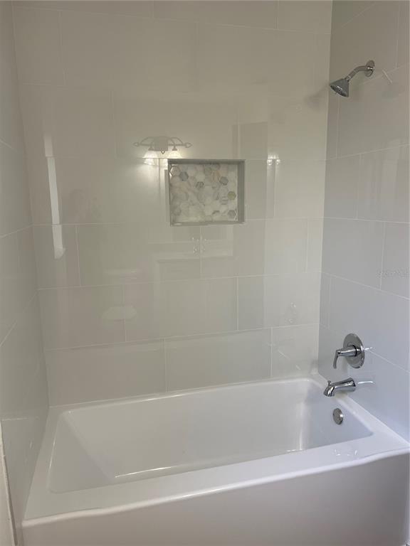 Building Photo - 1040 Manigan Ave