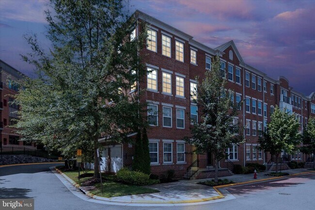 Building Photo - 3073 Rittenhouse Cir