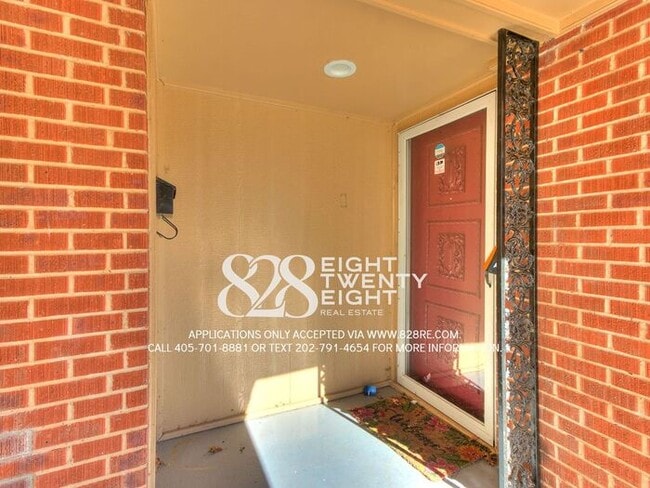 Building Photo - What a Deal! Spacious 4 Bed/2 Bath Brick Single Family Home Available NOW in SW OKC! Now Touring!