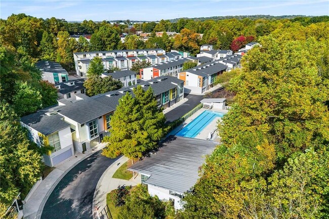 Building Photo - 1380 Stirling Cir NW