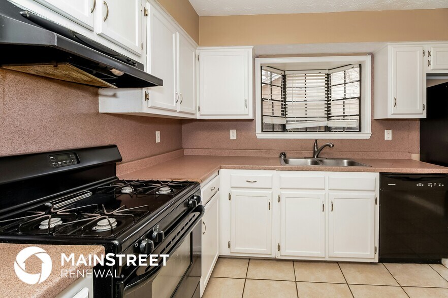 Building Photo - 271 Canterbury Dr