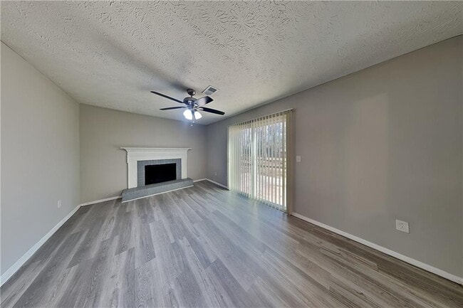 Building Photo - 455 Sheringham Ct