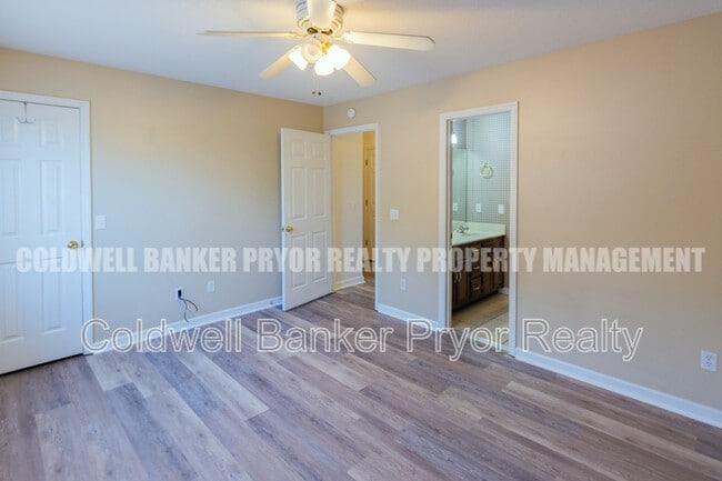 Building Photo - 1240 N Concord Rd