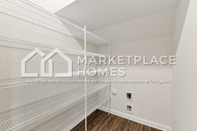 Building Photo - 1140 Alston Rdg Ct