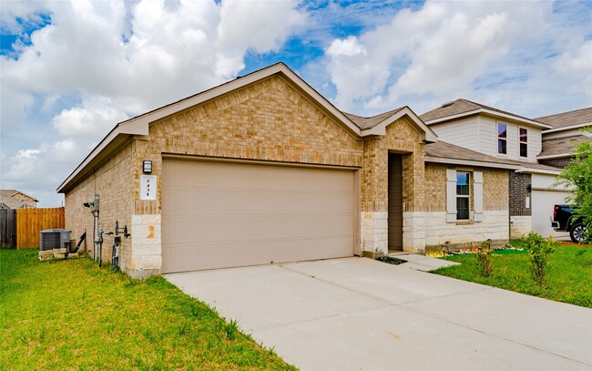 Building Photo - 5431 Tindarey Bluff Trail