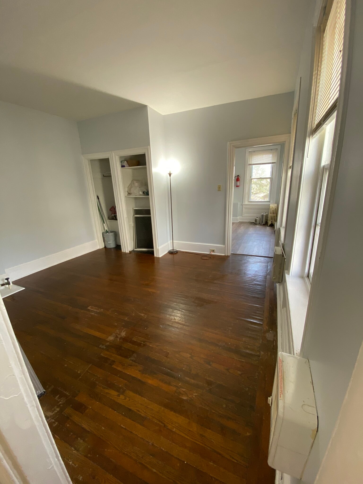 Building Photo - 1015 Dekalb Street