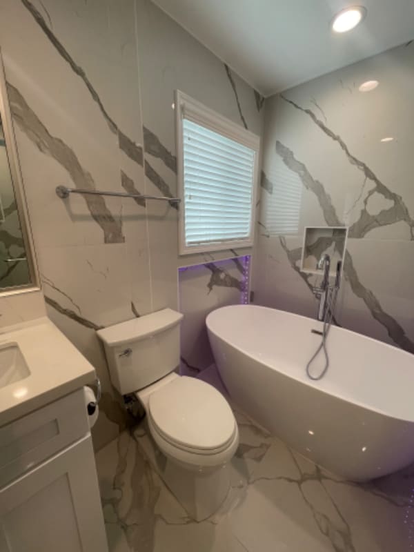 Building Photo - 1521 W Cerritos Ave