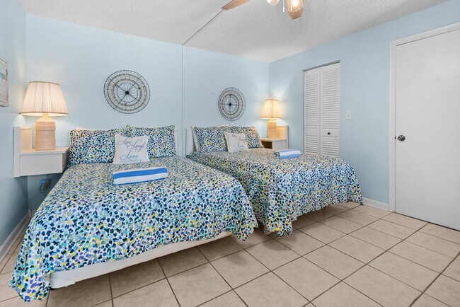 Building Photo - 5700 Bonita Beach Rd SW