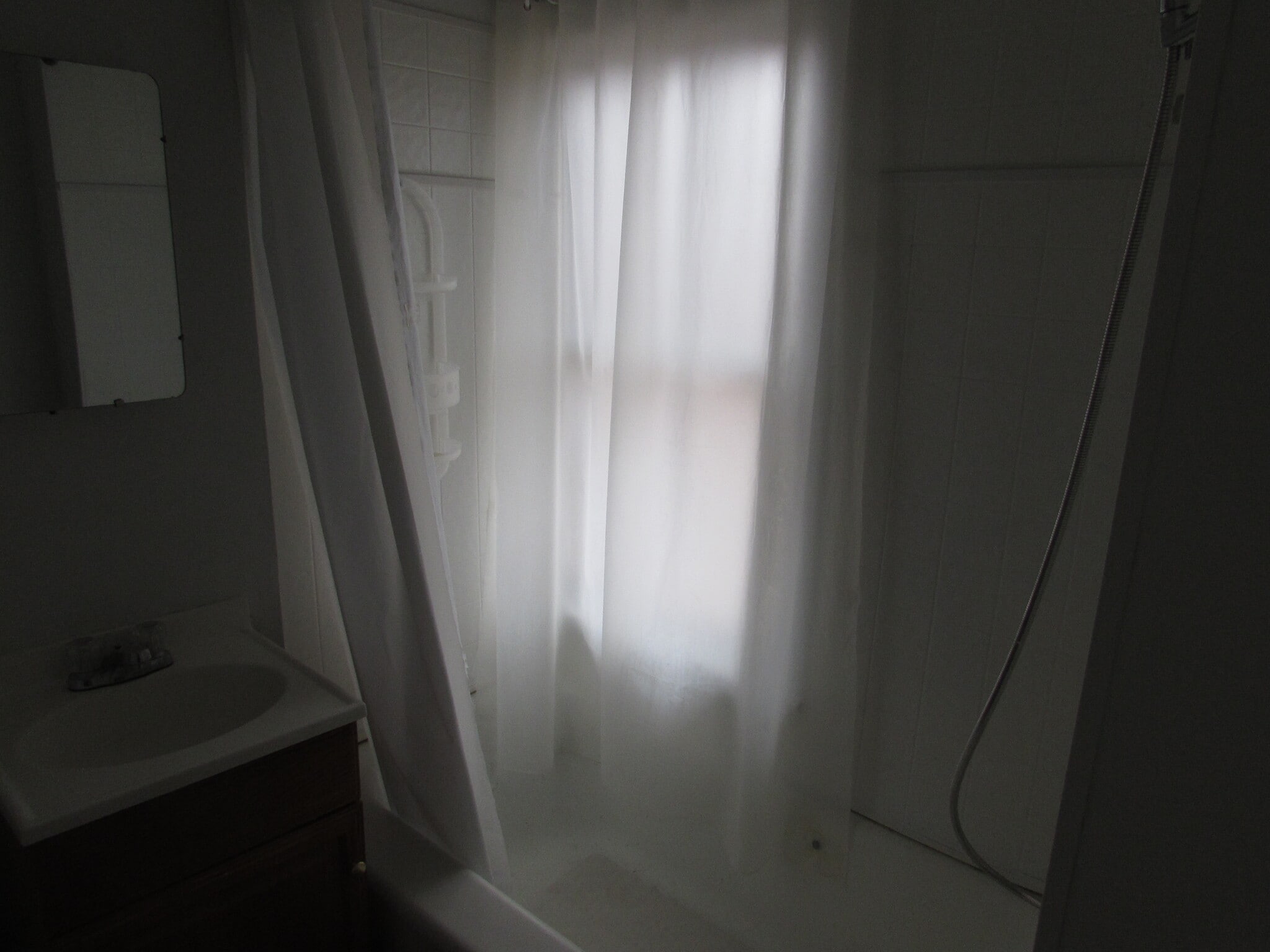 Building Photo - 716 E 4th Ave